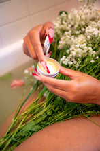 Load image into Gallery viewer, Nourishing Lip Balm
