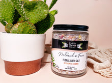 Load image into Gallery viewer, Floral Bath Salt